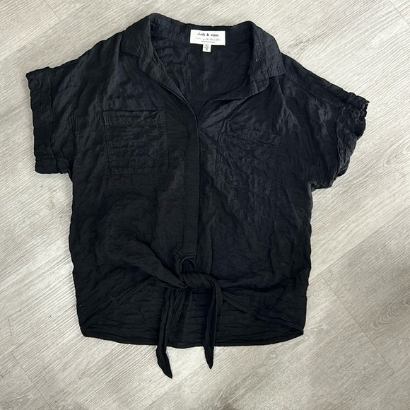 Cloth & Stone by Anthropologie Lyia black semi sheer tie front crinkled blouse - Picture 2 of 9